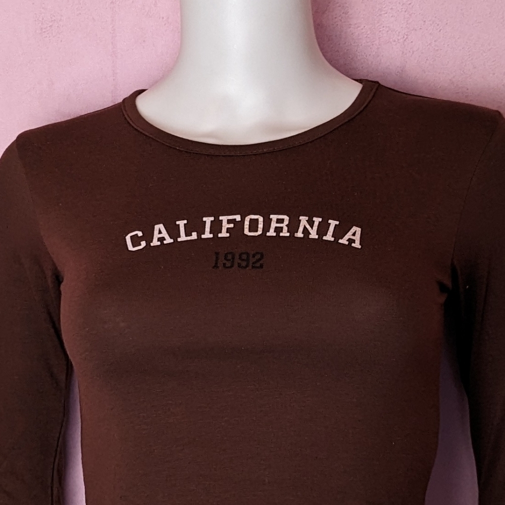 Dolls Kill Daisy Street Brown California Long Sleeve Crop Top size Small - Picture 2 of 7